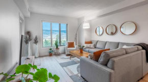 Lovely Mountainview Condo #2318